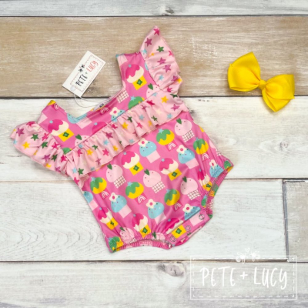 Pete + Lucy Cute as a Cupcake Baby Romper Size 3-6M